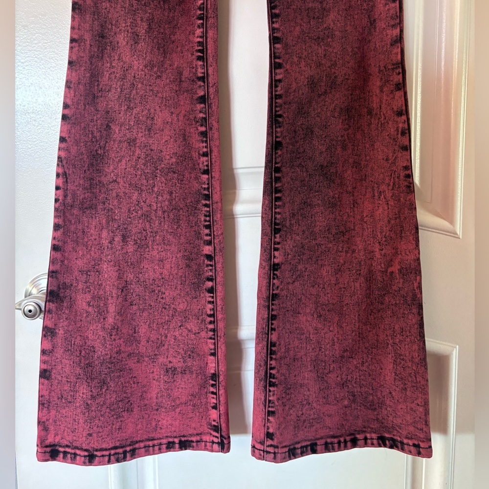 Red Flare Bottom Fashion Nova Jeans Fashion - Picture 3 of 5